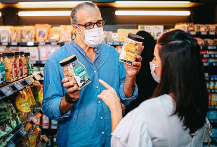 Cómo la IA puede mejorar la experiencia del cliente en las tiendas ...